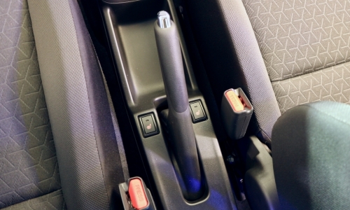 Suzuki Swift 2025 ra mắt giá 569-577 triệu đồng