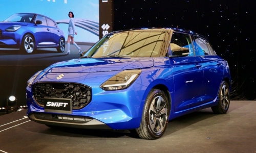 Suzuki Swift 2025 ra mắt giá 569-577 triệu đồng