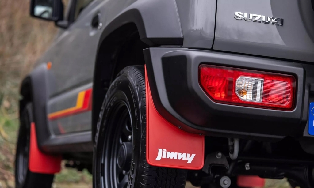 Suzuki Jimny ra phiên bản cuối cùng mức giá 33.200 USD