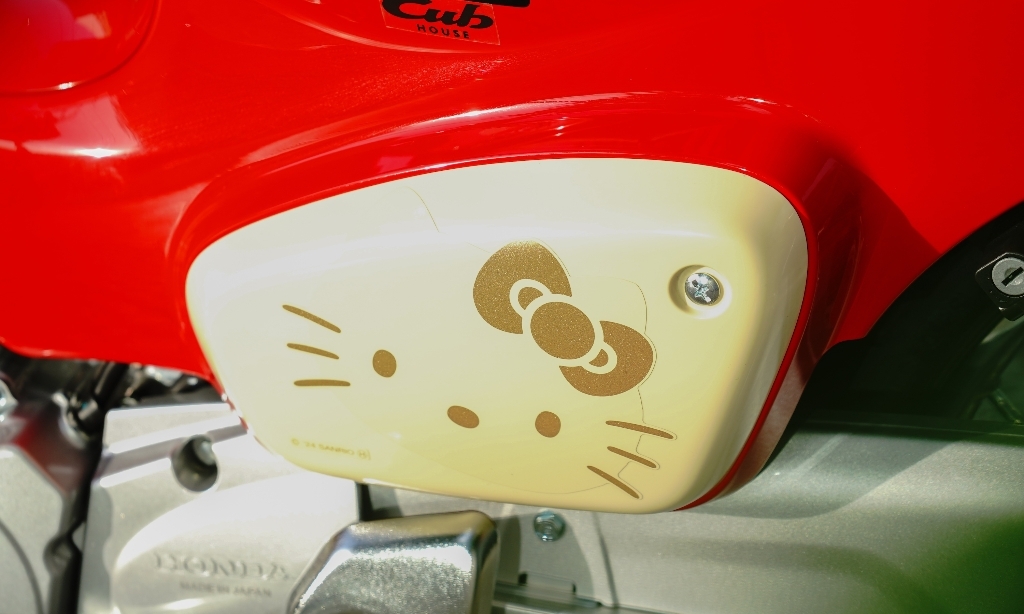 Honda Super Cub 50 bản Hello Kitty lần đầu ra mắt tại Việt Nam