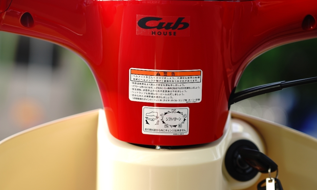 Honda Super Cub 50 bản Hello Kitty lần đầu ra mắt tại Việt Nam