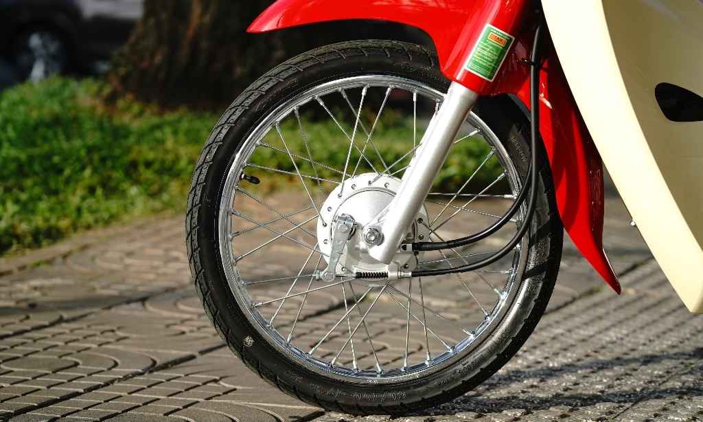 Honda Super Cub 50 bản Hello Kitty lần đầu ra mắt tại Việt Nam