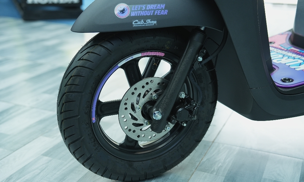 Honda Scoopy Kuromi - xe ga siêu dễ thương về Việt Nam