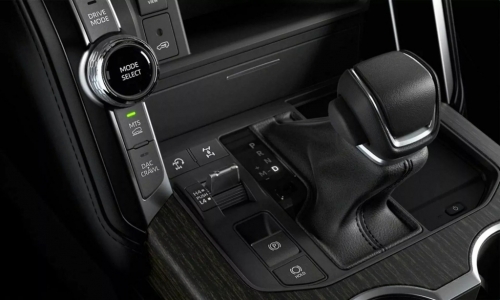 Trình làng Toyota Land Cruiser phiên bản hybrid mạnh mẽ nhất từ trước tới nay