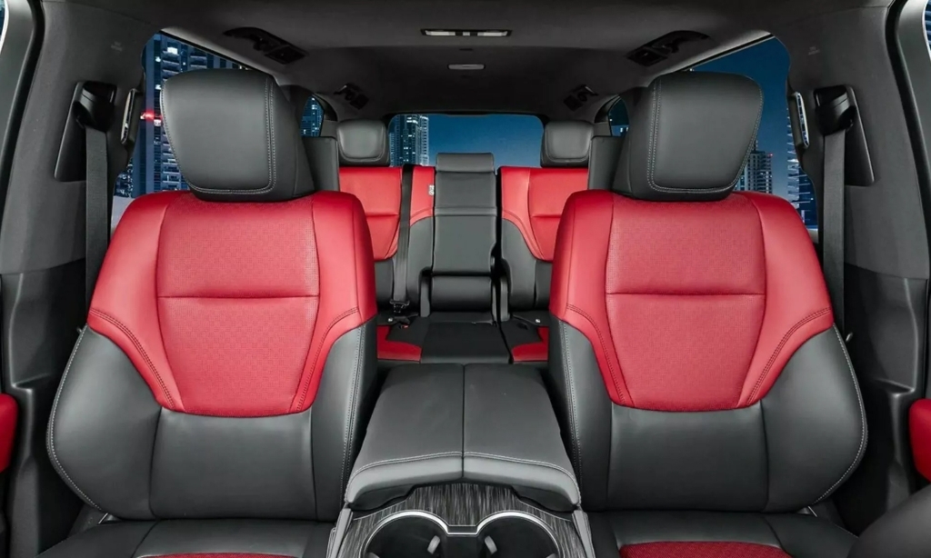 Trình làng Toyota Land Cruiser phiên bản hybrid mạnh mẽ nhất từ trước tới nay