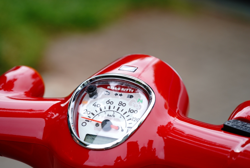 Honda Super Cub 110 bản Hello Kitty nhập khẩu Nhật lần đầu tiền về Việt Nam