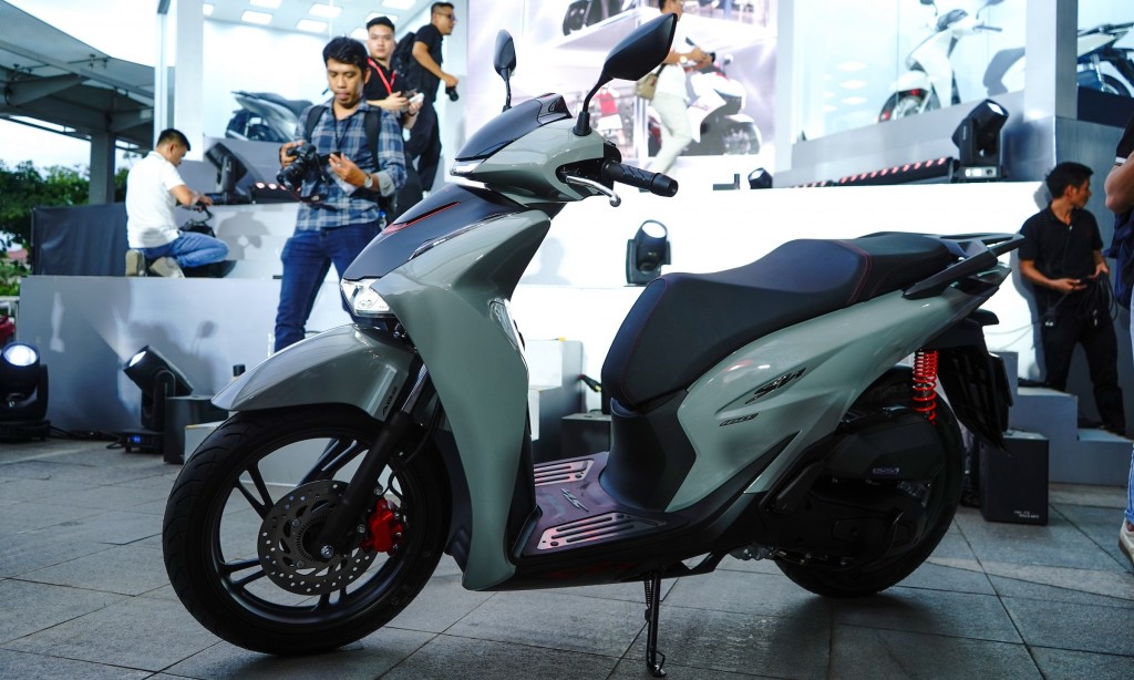 Honda ra mắt phiên bản nâng cấp SH 2025 có giá từ 76,5 triệu