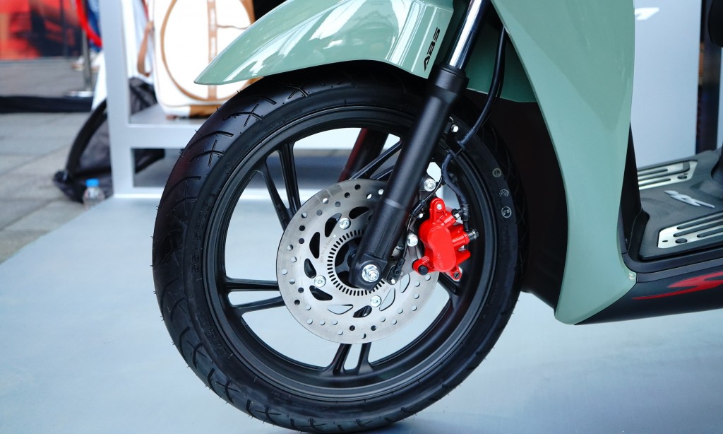 Honda ra mắt phiên bản nâng cấp SH 2025 có giá từ 76,5 triệu