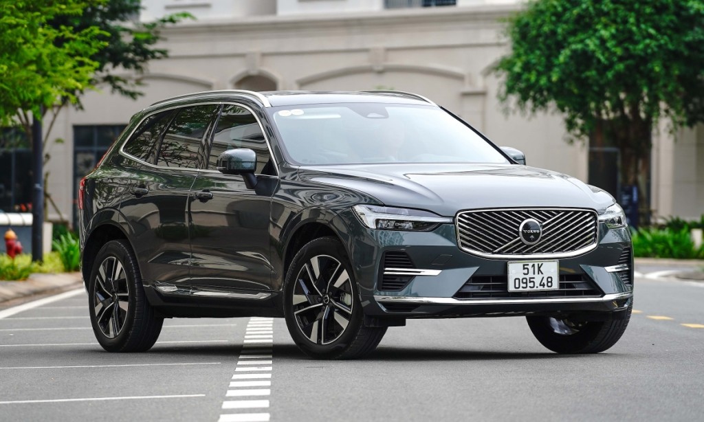Ra mắt xe điện hạng sang Volvo XC60 2025 giá 2,75 tỷ đồng