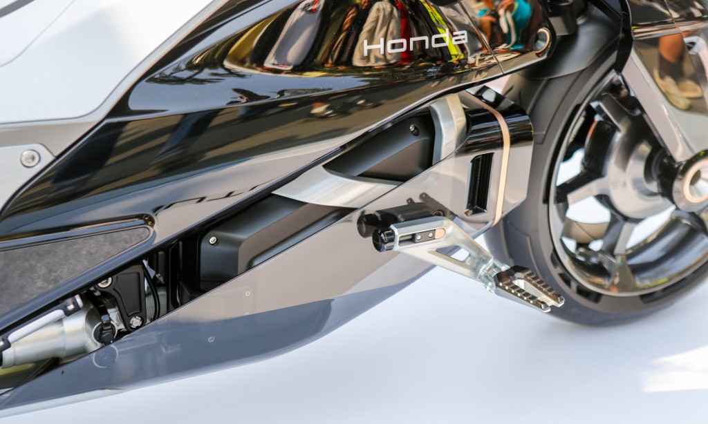 Xe máy điện cực dị của Honda EV Outlier Concept có mặt tại Việt Nam